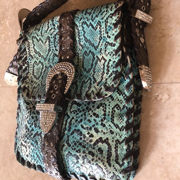 Charm & Luck handbag💕 - Picture 2 of 3